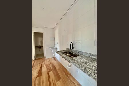 Apartamento à venda com 33m², 2 quartos e sem vaga Apartamento à venda com 33m², 2 quartos e sem vagaCozinha
