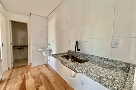 Apartamento à venda com 33m², 2 quartos e sem vaga Apartamento à venda com 33m², 2 quartos e sem vagaCozinha