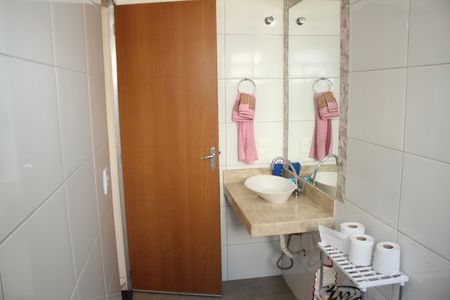 Casa à venda com 180m², 3 quartos e 1 vagaBanheiro