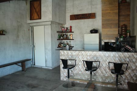 Casa à venda com 180m², 3 quartos e 1 vagaÁrea Gourmet