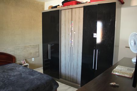Casa à venda com 180m², 3 quartos e 1 vagaSuíte