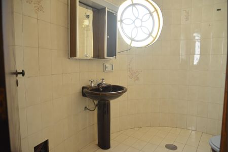 Casa à venda com 356m², 5 quartos e 4 vagasBanheiro da Suíte 3