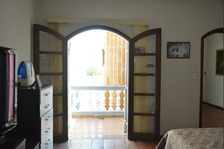 Casa à venda com 356m², 5 quartos e 4 vagasSuite 2