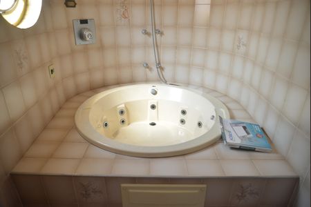 Casa à venda com 356m², 5 quartos e 4 vagasBanheiro da Suíte 4