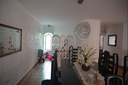 Casa à venda com 356m², 5 quartos e 4 vagasSala