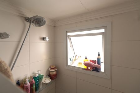 Apartamento à venda com 176m², 4 quartos e 3 vagasBanheiro da Suíte 1