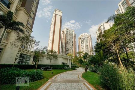 Apartamento à venda com 176m², 4 quartos e 3 vagas Apartamento à venda com 176m², 4 quartos e 3 vagasÁrea comum