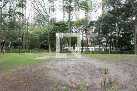 Apartamento à venda com 176m², 4 quartos e 3 vagas Apartamento à venda com 176m², 4 quartos e 3 vagasÁrea externa