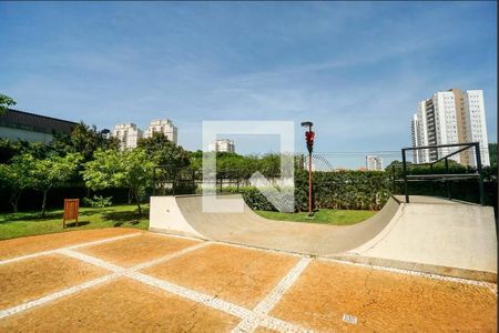 Apartamento à venda com 176m², 4 quartos e 3 vagas Apartamento à venda com 176m², 4 quartos e 3 vagasPista de Skate