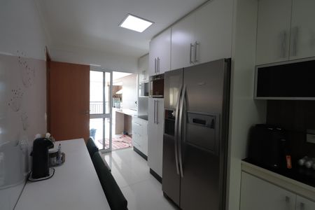 Apartamento à venda com 176m², 4 quartos e 3 vagasCozinha