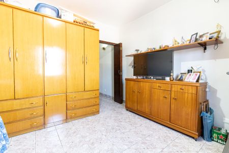 Casa à venda com 200m², 2 quartos e 2 vagas Casa à venda com 200m², 2 quartos e 2 vagasQuarto 2
