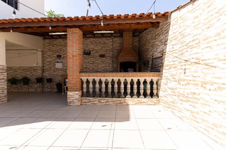 Casa à venda com 200m², 2 quartos e 2 vagas Casa à venda com 200m², 2 quartos e 2 vagasChurrasqueira
