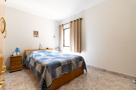 Casa à venda com 200m², 2 quartos e 2 vagas Casa à venda com 200m², 2 quartos e 2 vagasQuarto 1