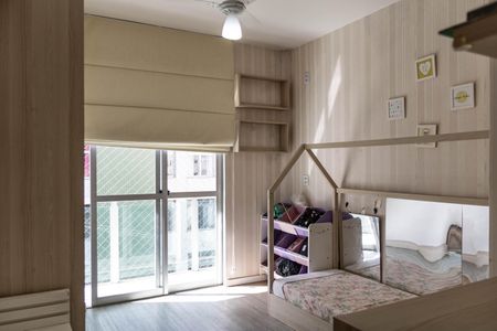 Apartamento à venda com 150m², 3 quartos e 1 vaga Apartamento à venda com 150m², 3 quartos e 1 vagaQuarto 2