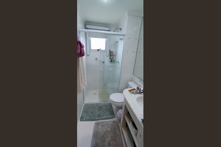 Apartamento à venda com 95m², 2 quartos e 2 vagas Apartamento à venda com 95m², 2 quartos e 2 vagasBanheiro da Suíte