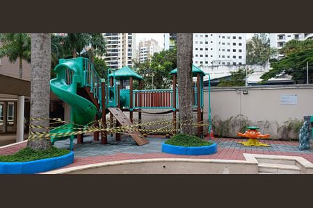Apartamento à venda com 95m², 2 quartos e 2 vagas Apartamento à venda com 95m², 2 quartos e 2 vagasÁrea comum - Playground