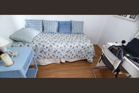 Apartamento à venda com 95m², 2 quartos e 2 vagas Apartamento à venda com 95m², 2 quartos e 2 vagasQuarto