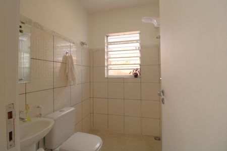 Casa à venda com 100m², 2 quartos e 2 vagasBanheiro