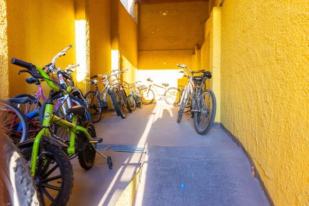 Apartamento à venda com 40m², 2 quartos e 1 vaga Apartamento à venda com 40m², 2 quartos e 1 vagaBicicletário