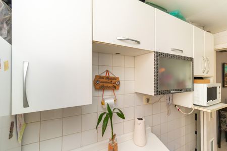 Apartamento à venda com 40m², 2 quartos e 1 vaga Apartamento à venda com 40m², 2 quartos e 1 vagaCozinha - Armários