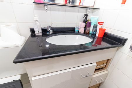 Apartamento à venda com 40m², 2 quartos e 1 vaga Apartamento à venda com 40m², 2 quartos e 1 vagaBanheiro