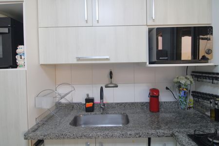 Casa à venda com 113m², 3 quartos e 2 vagasCozinha