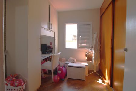 Casa à venda com 113m², 3 quartos e 2 vagasSuíte