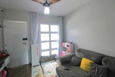 Casa à venda com 113m², 3 quartos e 2 vagasSala 1