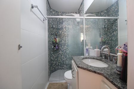 Casa à venda com 113m², 3 quartos e 2 vagasBanheiro da suíte