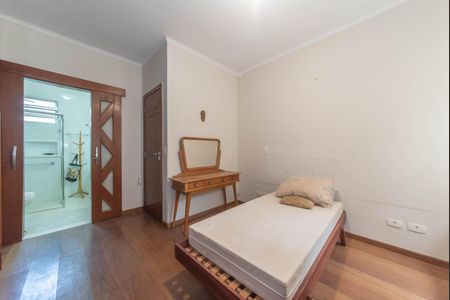 Casa à venda com 310m², 3 quartos e 4 vagas Casa à venda com 310m², 3 quartos e 4 vagasSuíte