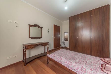 Casa à venda com 310m², 3 quartos e 4 vagas Casa à venda com 310m², 3 quartos e 4 vagasQuarto 1