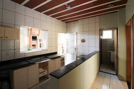 Casa à venda com 142m², 5 quartos e 3 vagas Casa à venda com 142m², 5 quartos e 3 vagasCozinha - Casa 2