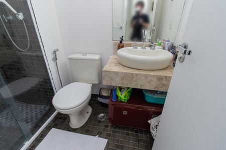 Apartamento à venda com 80m², 3 quartos e 2 vagasBanheiro da Suíte