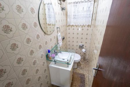 Casa à venda com 233m², 4 quartos e 3 vagasBanheiro