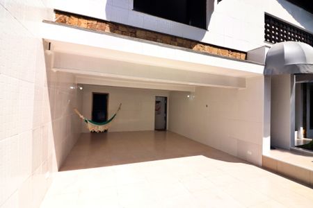 Casa à venda com 233m², 3 quartos e 3 vagasGaragem