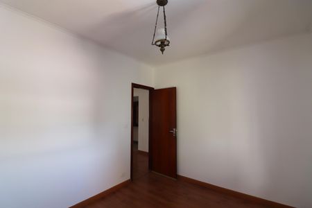 Casa à venda com 233m², 3 quartos e 3 vagasQuarto 3