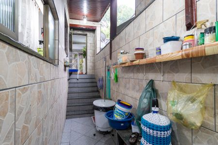 Casa à venda com 233m², 4 quartos e 3 vagasLavanderia