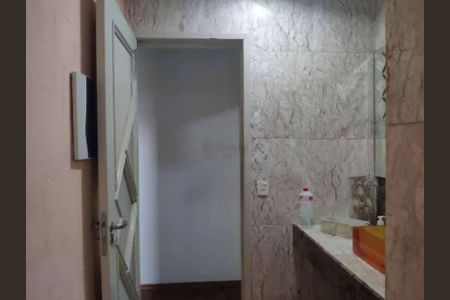 Casa à venda com 233m², 3 quartos e 4 vagas