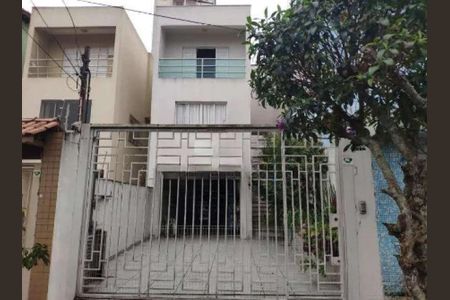 Casa à venda com 233m², 3 quartos e 4 vagas