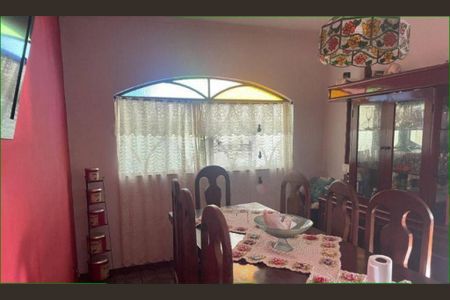 Casa à venda com 345m², 4 quartos e 10 vagas