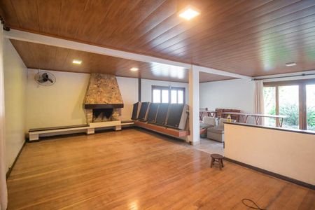 Casa de condomínio à venda com 198m², 3 quartos e 2 vagas Casa de condomínio à venda com 198m², 3 quartos e 2 vagasÁrea comum