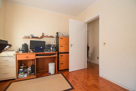 Casa de condomínio à venda com 198m², 3 quartos e 2 vagas Casa de condomínio à venda com 198m², 3 quartos e 2 vagasQuarto 3