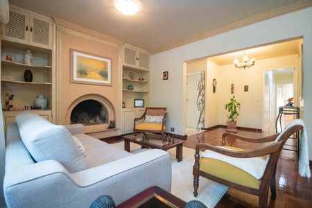 Casa de condomínio à venda com 198m², 3 quartos e 2 vagas Casa de condomínio à venda com 198m², 3 quartos e 2 vagasSala