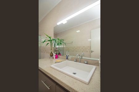 Casa de condomínio à venda com 198m², 3 quartos e 2 vagas Casa de condomínio à venda com 198m², 3 quartos e 2 vagasQuarto 1 - Suíte