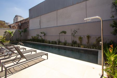 Apartamento para alugar com 44m², 2 quartos e sem vagaÁrea comum - Piscina