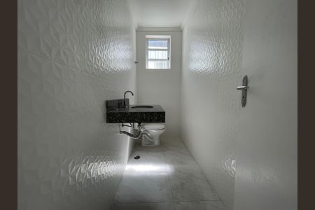 Casa à venda com 300m², 4 quartos e 2 vagas Casa à venda com 300m², 4 quartos e 2 vagasLavabo da Sala