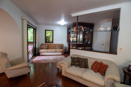 Apartamento à venda com 210m², 4 quartos e 3 vagasSala