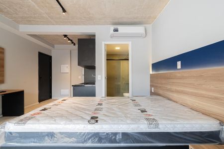 Studio à venda com 29m², 1 quarto e sem vaga Studio à venda com 29m², 1 quarto e sem vagaStudio