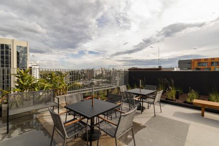Studio à venda com 29m², 1 quarto e sem vaga Studio à venda com 29m², 1 quarto e sem vagaÁrea comum - Rooftop