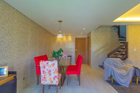 Casa para alugar com 148m², 4 quartos e 2 vagas Casa para alugar com 148m², 4 quartos e 2 vagasSala de Jantar